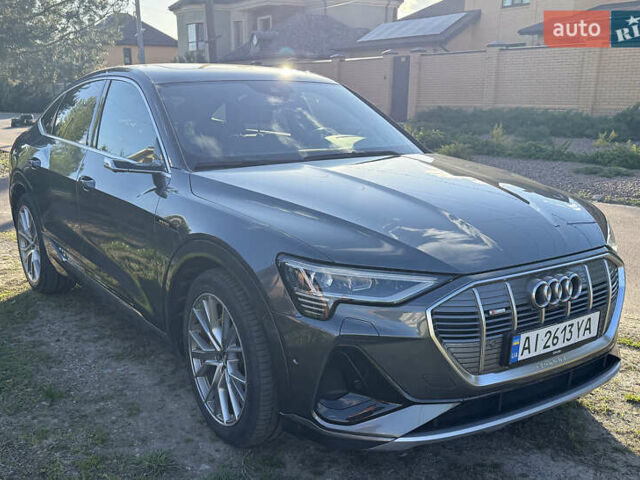 Ауді E-Tron 2020 у Києві на Automoto.ua Сірий Ауді E-Tron, об'ємом двигуна 0 л та пробігом 51 тис. км за 32000 $, фото 1 на Automoto.ua