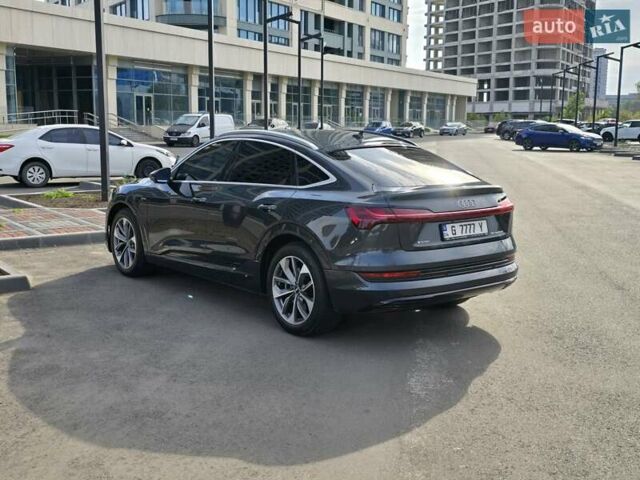 Серый Ауди E-Tron, объемом двигателя 0 л и пробегом 77 тыс. км за 38000 $, фото 1 на Automoto.ua