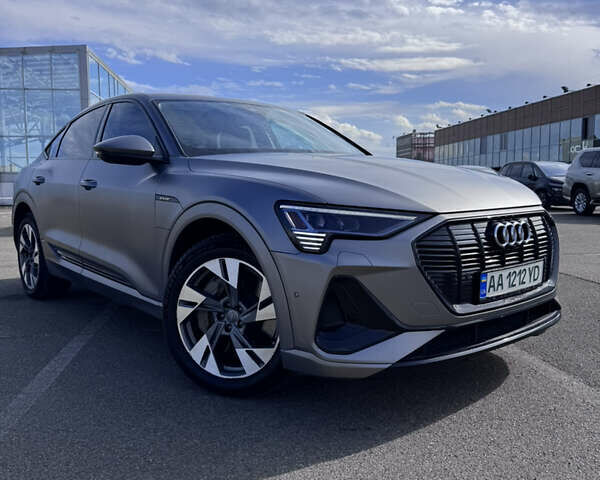 Серый Ауди E-Tron, объемом двигателя 0 л и пробегом 34 тыс. км за 43000 $, фото 1 на Automoto.ua