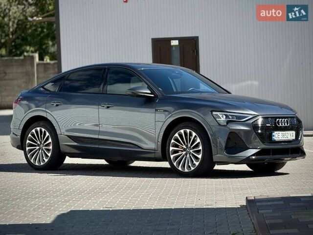 Сірий Ауді E-Tron, об'ємом двигуна 0 л та пробігом 54 тис. км за 47000 $, фото 1 на Automoto.ua