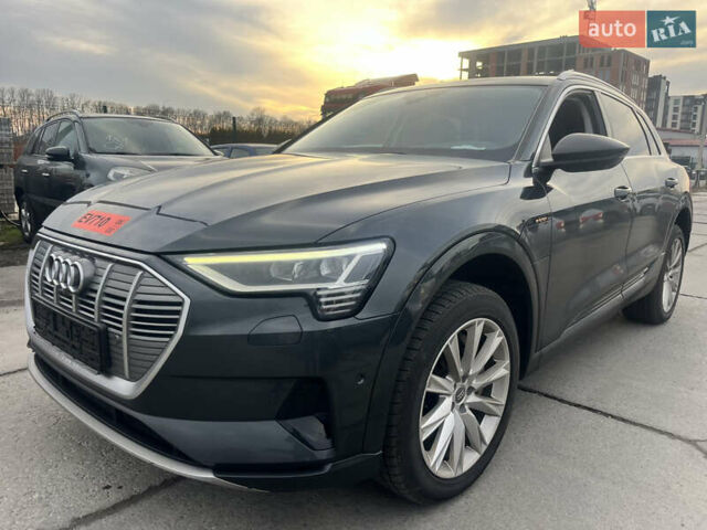 Сірий Ауді E-Tron, об'ємом двигуна 0 л та пробігом 130 тис. км за 27300 $, фото 1 на Automoto.ua
