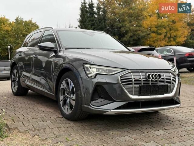 Сірий Ауді E-Tron, об'ємом двигуна 0 л та пробігом 77 тис. км за 37000 $, фото 1 на Automoto.ua