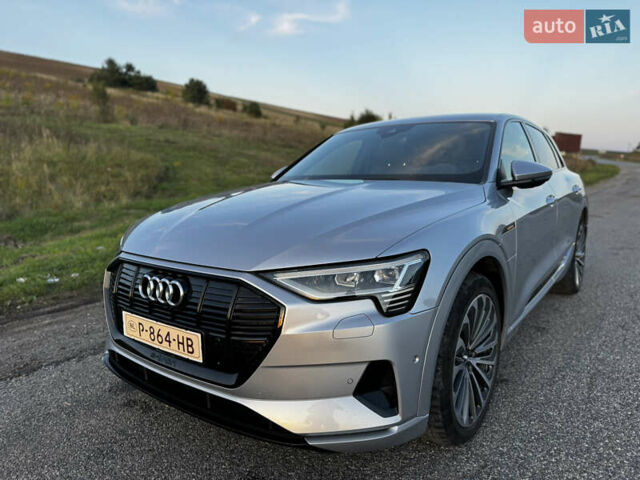 Серый Ауди E-Tron, объемом двигателя 0 л и пробегом 108 тыс. км за 29000 $, фото 1 на Automoto.ua