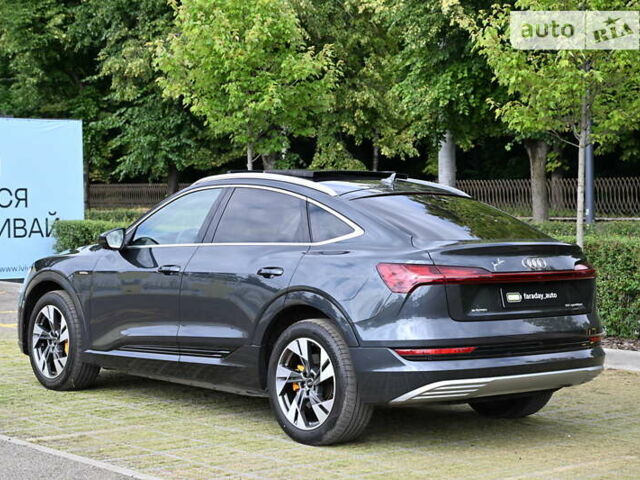 Серый Ауди E-Tron, объемом двигателя 0 л и пробегом 62 тыс. км за 43500 $, фото 1 на Automoto.ua