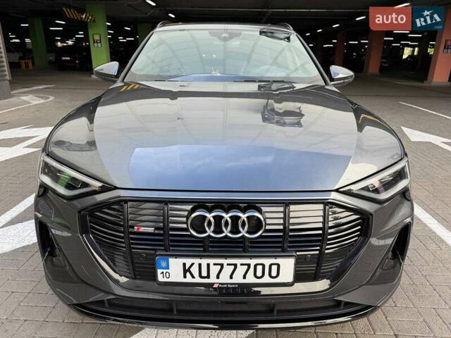 Сірий Ауді E-Tron, об'ємом двигуна 0 л та пробігом 45 тис. км за 48137 $, фото 1 на Automoto.ua