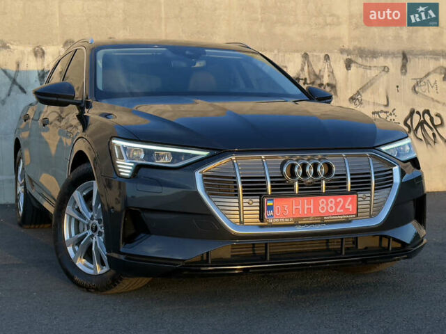 Сірий Ауді E-Tron, об'ємом двигуна 0 л та пробігом 80 тис. км за 34920 $, фото 1 на Automoto.ua