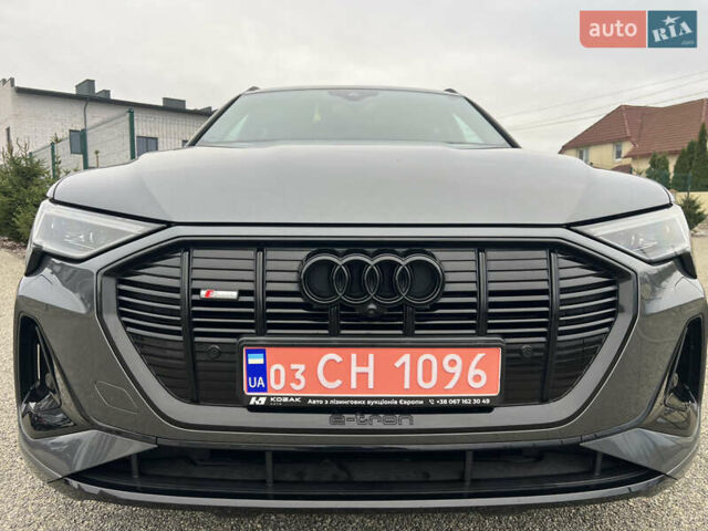 Сірий Ауді E-Tron, об'ємом двигуна 0 л та пробігом 90 тис. км за 36200 $, фото 1 на Automoto.ua