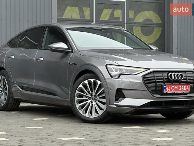 Серый Ауди E-Tron, объемом двигателя 0 л и пробегом 129 тыс. км за 33950 $, фото 1 на Automoto.ua