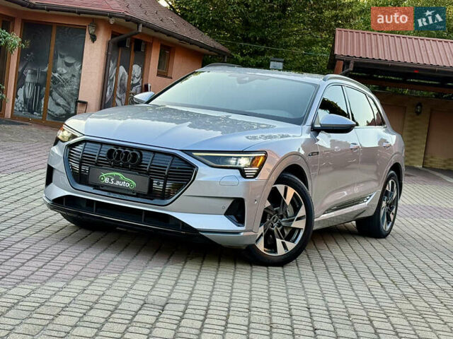 Серый Ауди E-Tron, объемом двигателя 0 л и пробегом 49 тыс. км за 36500 $, фото 1 на Automoto.ua