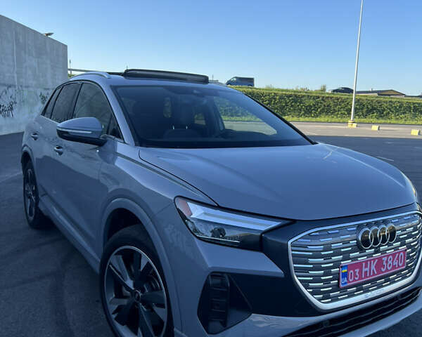 Серый Ауди E-Tron, объемом двигателя 0 л и пробегом 43 тыс. км за 25950 $, фото 1 на Automoto.ua