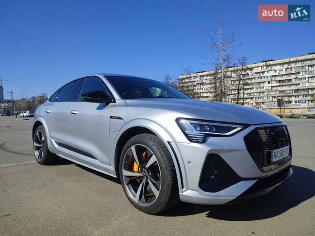 Сірий Ауді E-Tron, об'ємом двигуна 0 л та пробігом 36 тис. км за 47777 $, фото 1 на Automoto.ua
