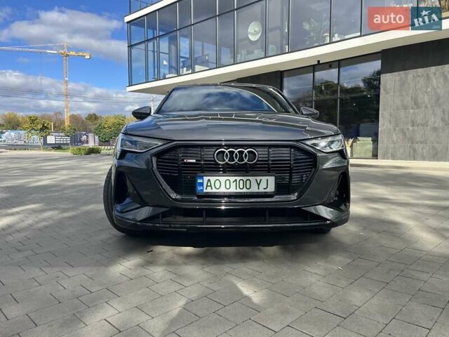 Серый Ауди E-Tron, объемом двигателя 0 л и пробегом 35 тыс. км за 45000 $, фото 1 на Automoto.ua