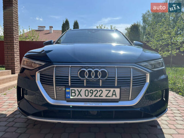 Синий Ауди E-Tron, объемом двигателя 0 л и пробегом 84 тыс. км за 33000 $, фото 1 на Automoto.ua