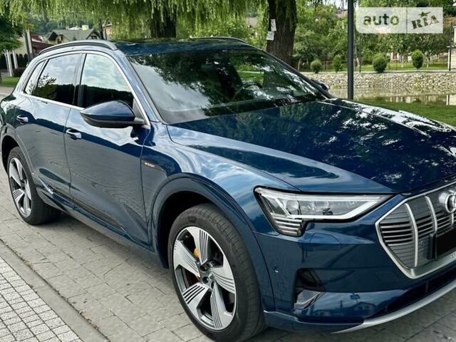 Синий Ауди E-Tron, объемом двигателя 0 л и пробегом 47 тыс. км за 56600 $, фото 1 на Automoto.ua