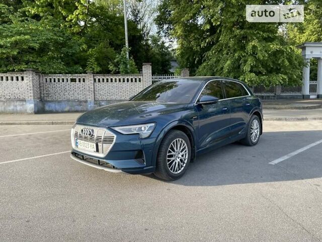 Синий Ауди E-Tron, объемом двигателя 0 л и пробегом 186 тыс. км за 26000 $, фото 1 на Automoto.ua