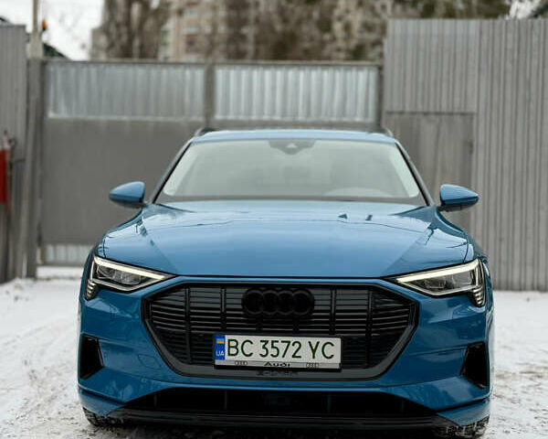 Синий Ауди E-Tron, объемом двигателя 0 л и пробегом 117 тыс. км за 28200 $, фото 1 на Automoto.ua