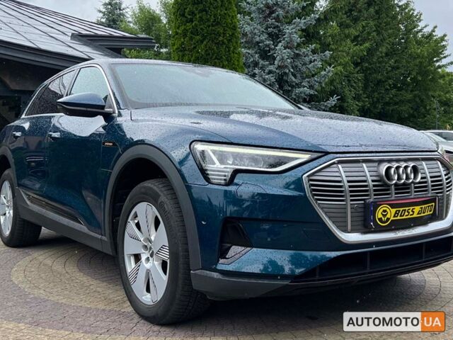 Синий Ауди E-Tron, объемом двигателя 95 л и пробегом 124 тыс. км за 26999 $, фото 1 на Automoto.ua