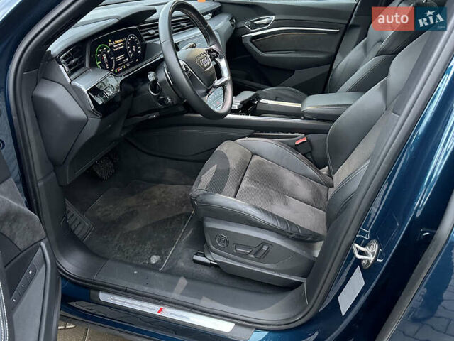Синий Ауди E-Tron, объемом двигателя 0 л и пробегом 122 тыс. км за 28900 $, фото 1 на Automoto.ua