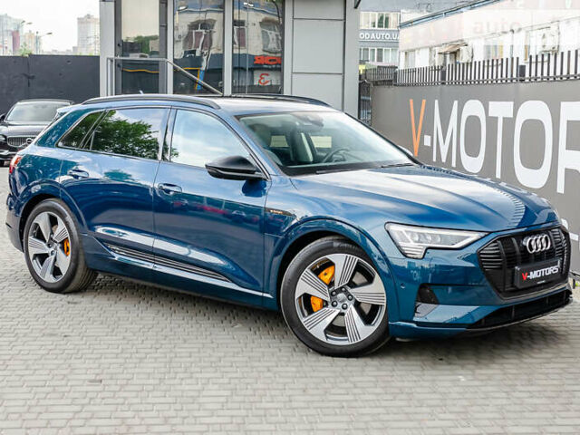 Синій Ауді E-Tron, об'ємом двигуна 0 л та пробігом 54 тис. км за 61500 $, фото 1 на Automoto.ua