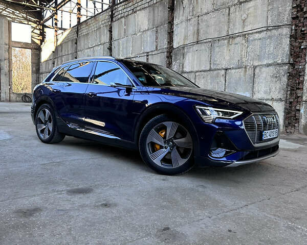 Синий Ауди E-Tron, объемом двигателя 0 л и пробегом 80 тыс. км за 33900 $, фото 1 на Automoto.ua
