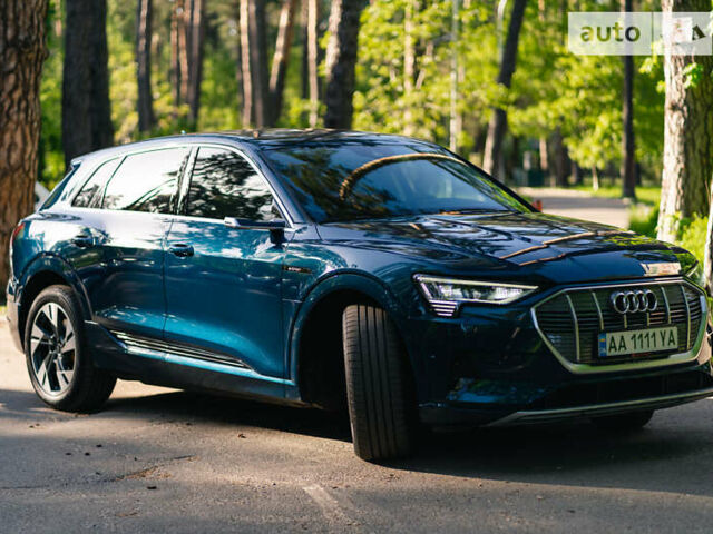 Синий Ауди E-Tron, объемом двигателя 0 л и пробегом 26 тыс. км за 50000 $, фото 1 на Automoto.ua