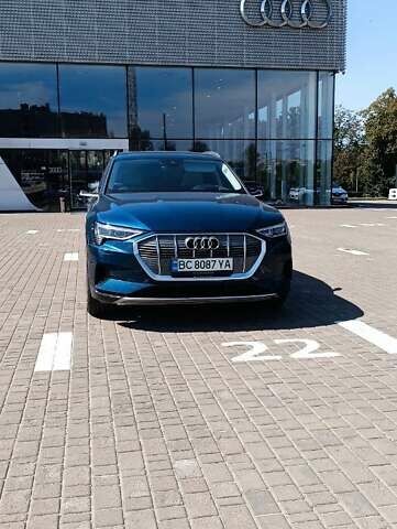 Синий Ауди E-Tron, объемом двигателя 0 л и пробегом 85 тыс. км за 39900 $, фото 1 на Automoto.ua