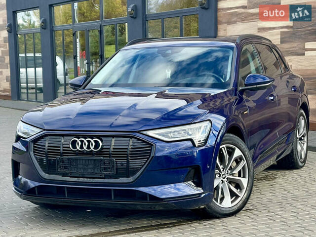 Синий Ауди E-Tron, объемом двигателя 0 л и пробегом 52 тыс. км за 36500 $, фото 1 на Automoto.ua