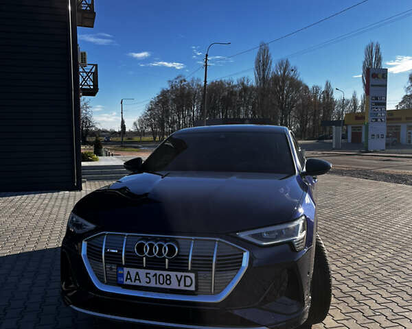 Синій Ауді E-Tron, об'ємом двигуна 0 л та пробігом 82 тис. км за 34800 $, фото 1 на Automoto.ua