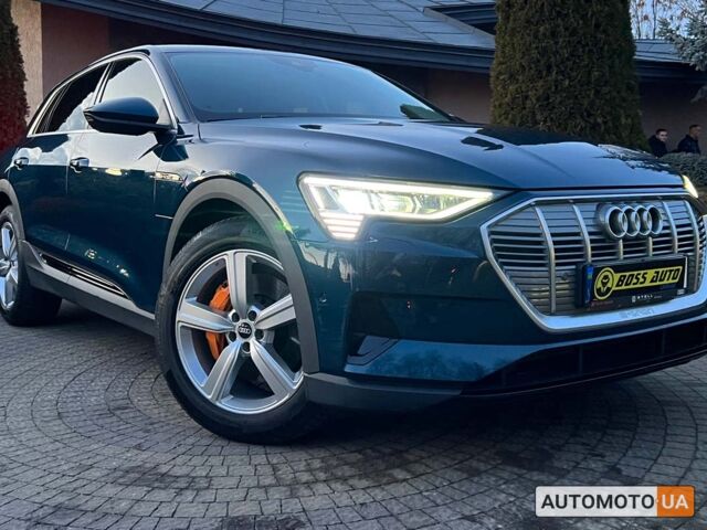 Синий Ауди E-Tron, объемом двигателя 71 л и пробегом 50 тыс. км за 34500 $, фото 1 на Automoto.ua