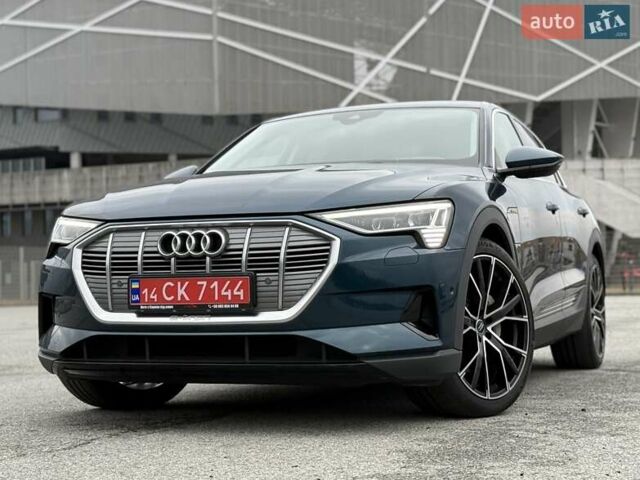 Синий Ауди E-Tron, объемом двигателя 0 л и пробегом 69 тыс. км за 33300 $, фото 1 на Automoto.ua