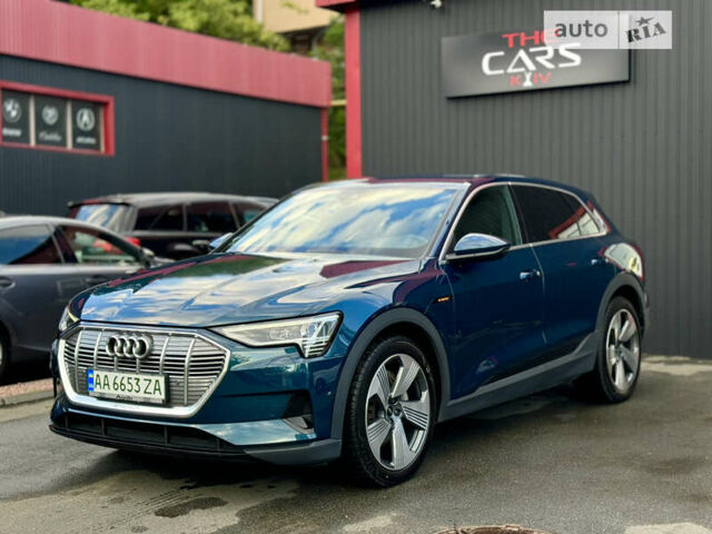 Синій Ауді E-Tron, об'ємом двигуна 0 л та пробігом 22 тис. км за 33333 $, фото 1 на Automoto.ua