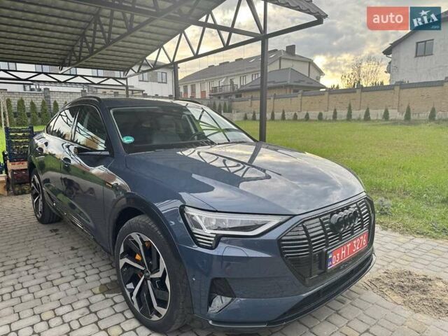 Синий Ауди E-Tron, объемом двигателя 0 л и пробегом 38 тыс. км за 44900 $, фото 1 на Automoto.ua