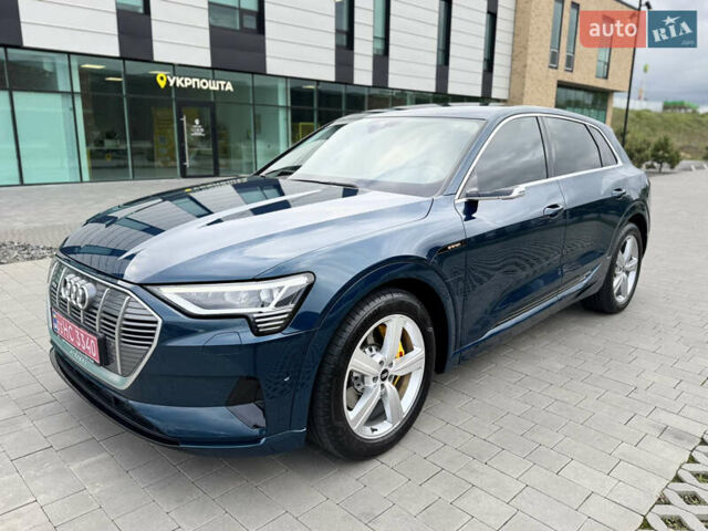 Синий Ауди E-Tron, объемом двигателя 0 л и пробегом 55 тыс. км за 31900 $, фото 1 на Automoto.ua