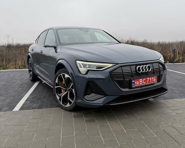 Синій Ауді E-Tron, об'ємом двигуна 0 л та пробігом 64 тис. км за 41900 $, фото 1 на Automoto.ua