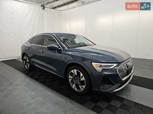 Синий Ауди E-Tron, объемом двигателя 0 л и пробегом 7 тыс. км за 25000 $, фото 1 на Automoto.ua