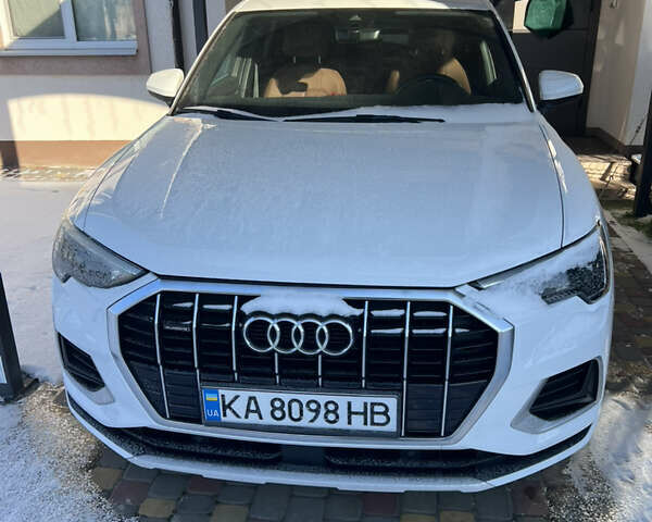 Белый Ауди Ку3, объемом двигателя 1.98 л и пробегом 85 тыс. км за 28000 $, фото 1 на Automoto.ua