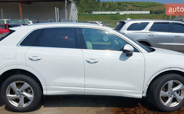 Белый Ауди Ку3, объемом двигателя 0 л и пробегом 88 тыс. км за 16000 $, фото 1 на Automoto.ua