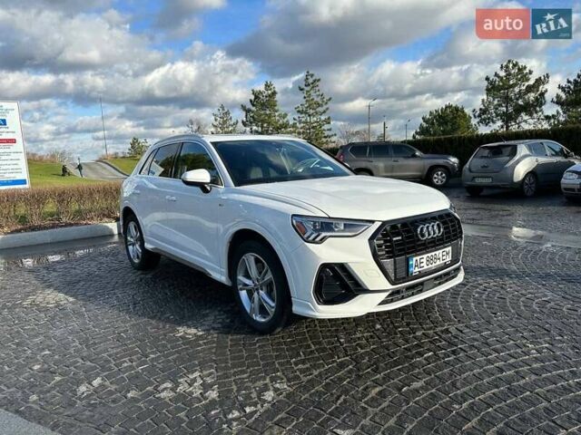 Белый Ауди Ку3, объемом двигателя 2 л и пробегом 54 тыс. км за 31000 $, фото 1 на Automoto.ua