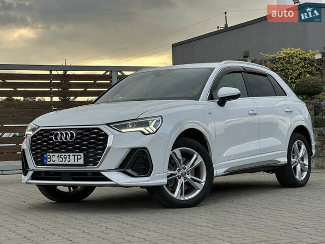 Білий Ауді Ку3, об'ємом двигуна 2 л та пробігом 42 тис. км за 28500 $, фото 1 на Automoto.ua