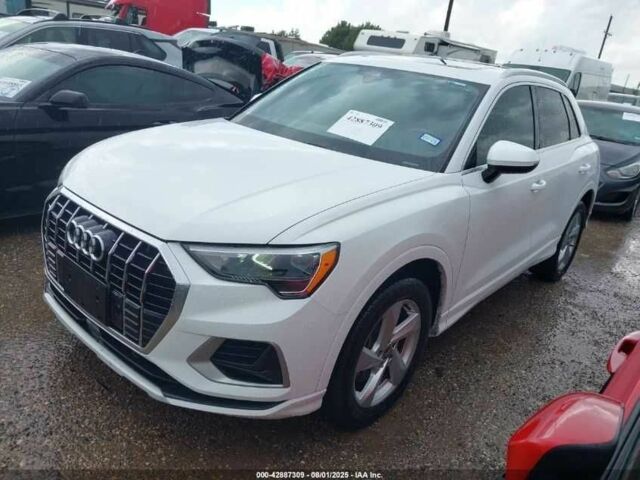 Белый Ауди Ку3, объемом двигателя 2 л и пробегом 156 тыс. км за 7500 $, фото 1 на Automoto.ua