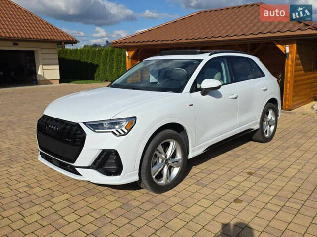 Белый Ауди Ку3, объемом двигателя 2 л и пробегом 25 тыс. км за 33000 $, фото 1 на Automoto.ua