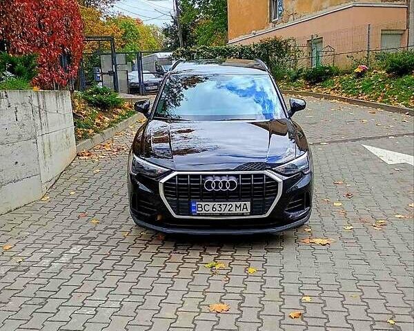 Чорний Ауді Ку3, об'ємом двигуна 1.4 л та пробігом 66 тис. км за 30100 $, фото 1 на Automoto.ua