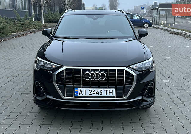 Черный Ауди Ку3, объемом двигателя 2 л и пробегом 22 тыс. км за 25200 $, фото 1 на Automoto.ua