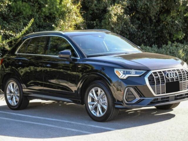 Черный Ауди Ку3, объемом двигателя 2 л и пробегом 14 тыс. км за 14500 $, фото 1 на Automoto.ua