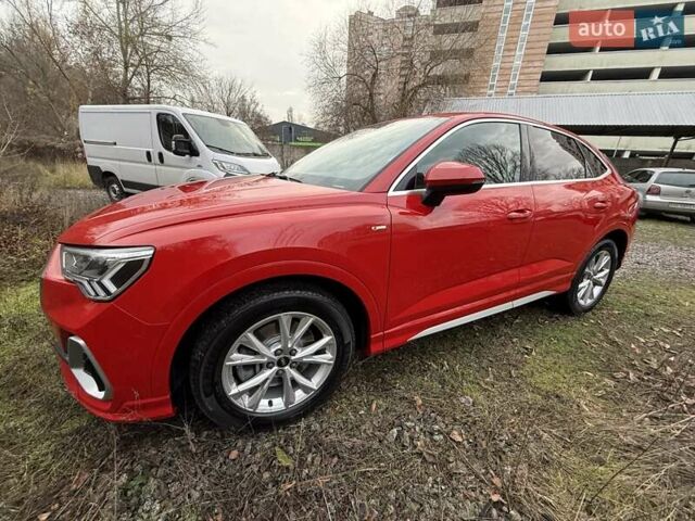 Червоний Ауді Ку3, об'ємом двигуна 2 л та пробігом 90 тис. км за 65000 $, фото 1 на Automoto.ua