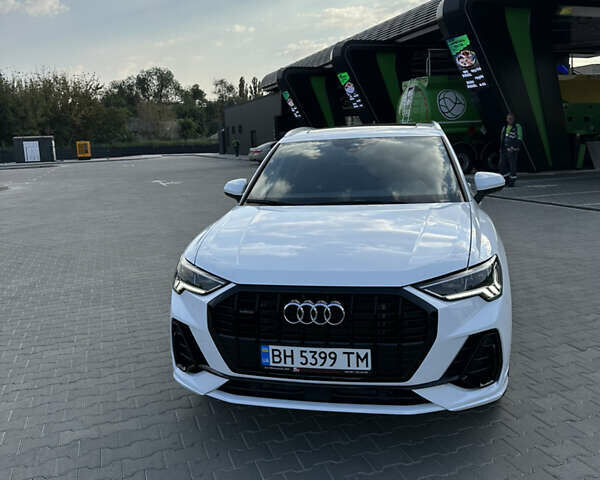 Ауди Ку3, объемом двигателя 1.98 л и пробегом 28 тыс. км за 34700 $, фото 1 на Automoto.ua