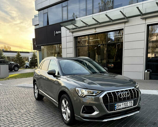 Сірий Ауді Ку3, об'ємом двигуна 1.98 л та пробігом 60 тис. км за 23500 $, фото 1 на Automoto.ua