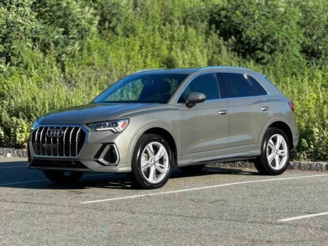 Ауди Ку3 2019 в Черновцах на Automoto.ua Серый Ауди Ку3, объемом двигателя 2 л и пробегом 42 тыс. км за 11800 $, фото 1 на Automoto.ua