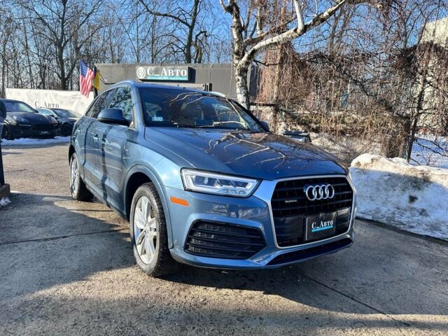 Синий Ауди Ку3, объемом двигателя 2 л и пробегом 95 тыс. км за 17600 $, фото 1 на Automoto.ua