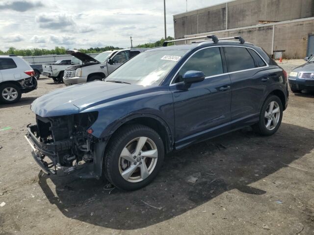 Синий Ауди Ку3, объемом двигателя 2 л и пробегом 56 тыс. км за 19300 $, фото 1 на Automoto.ua